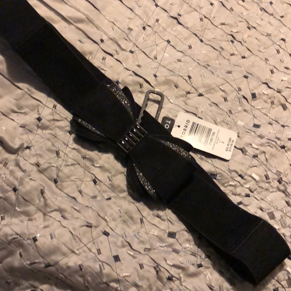 Torrid bow belt